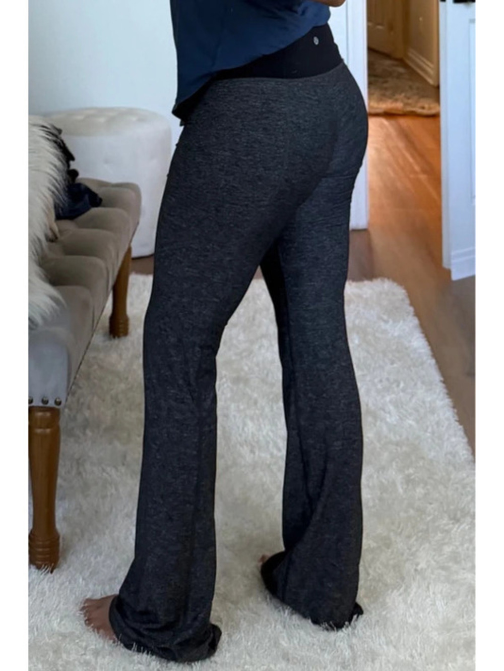 Lululemon wide leg leggings 35” size 6